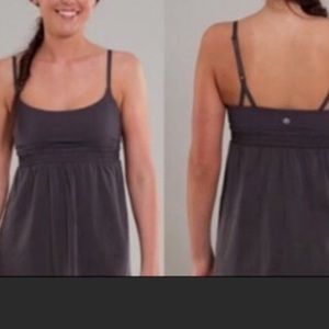 Lululemon Bliss Tank grey tensel size 6 yoga athletic summer tanks sleeveless
